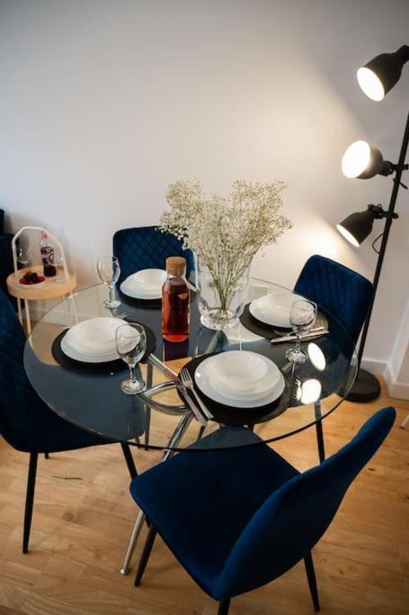 2 Bed Apt In Leeds City Centre Εξωτερικό φωτογραφία