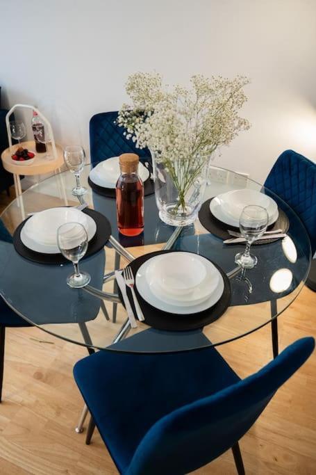 2 Bed Apt In Leeds City Centre Εξωτερικό φωτογραφία