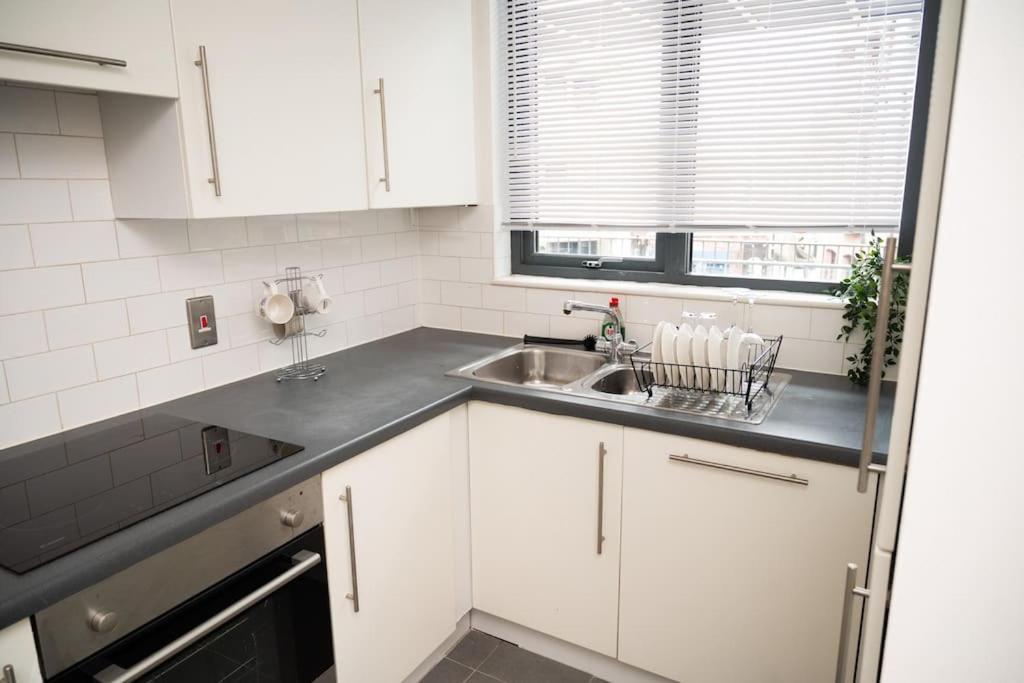 2 Bed Apt In Leeds City Centre Εξωτερικό φωτογραφία
