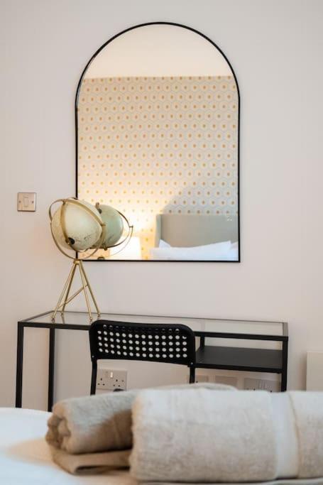2 Bed Apt In Leeds City Centre Εξωτερικό φωτογραφία